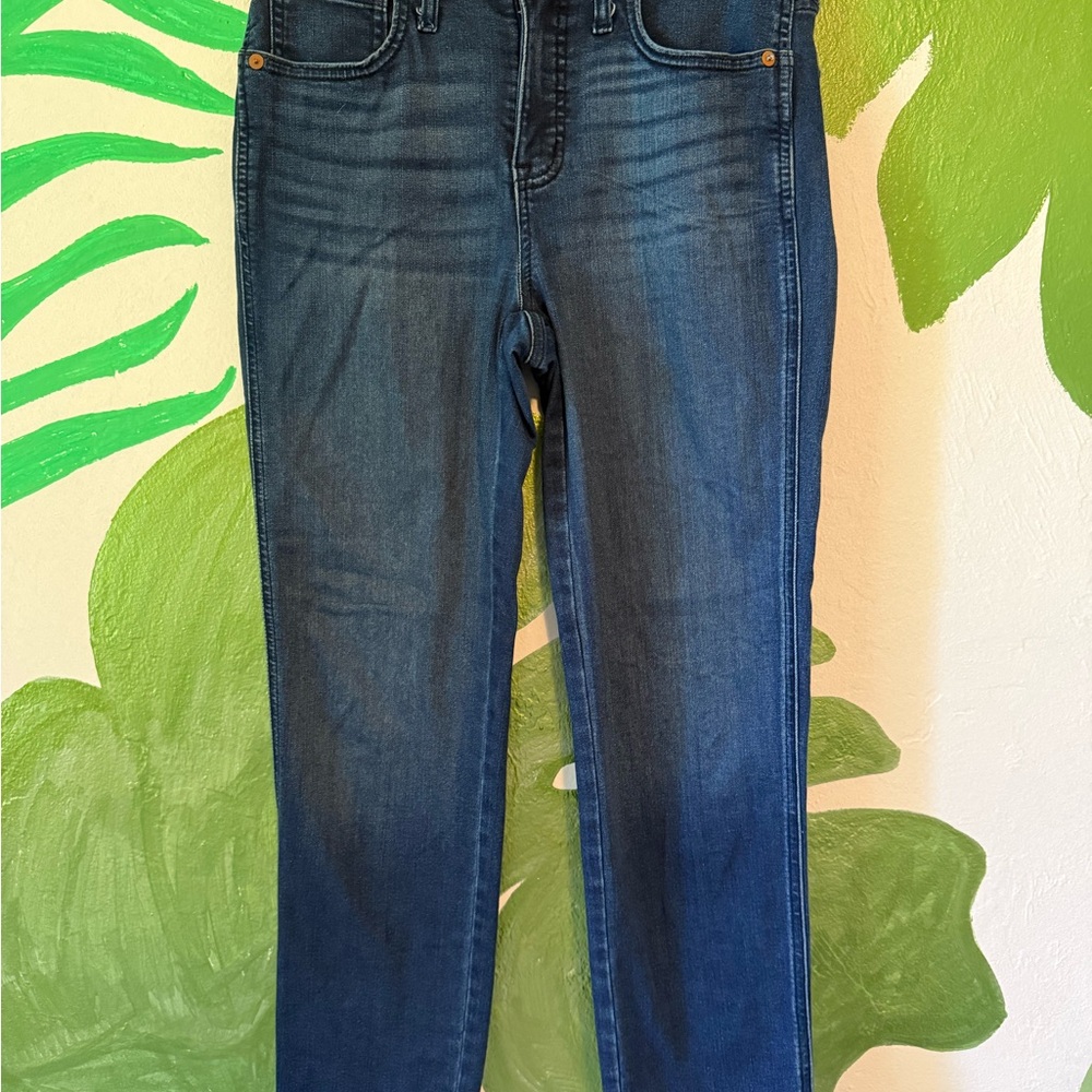 Madewell Mid-Rise Stovepipe Jeans in Dark Blue Wash
